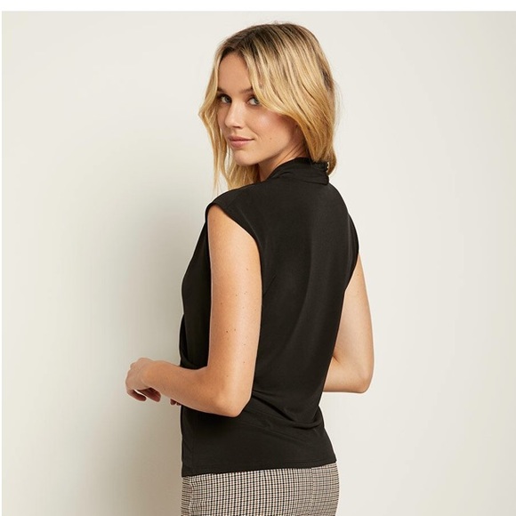 RW & CO. Black wrap front shirt medium - Picture 2 of 3